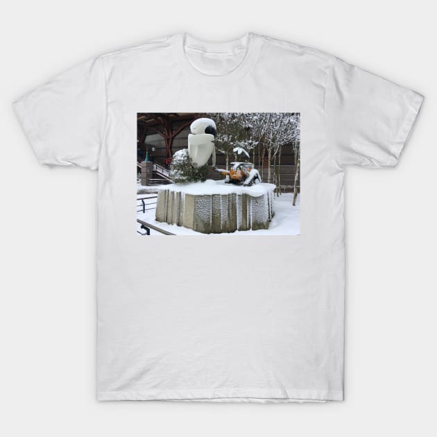 Winter wonder Walle T-Shirt by kiwimick